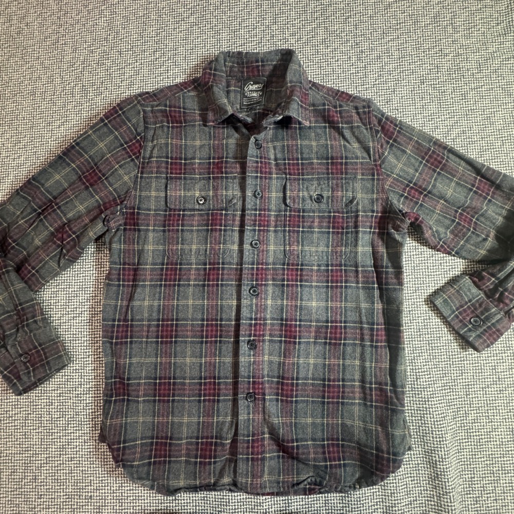 Grayers Heritage Flannel Mens Plaid Button Down Shirt Grey Burgundy Cotton S